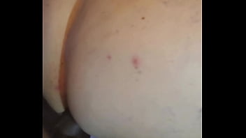 Casada dando o cozinho