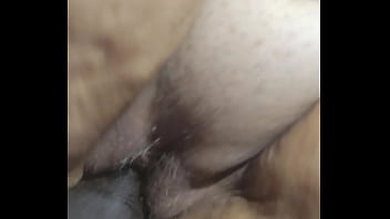 Casada dando o cozinho