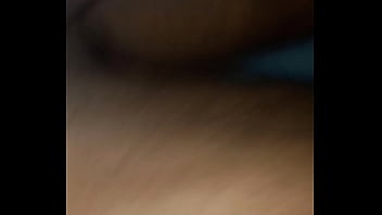 Novinha muito gostosa gosta de ser fudida forte com 4 paus brasileiros enormes