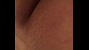 Booty shaking on my piece