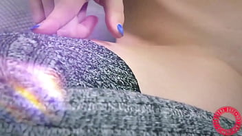 Samantha rone drops to her knees to meal mark white's warm sperm