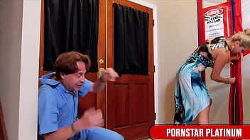 Blonde milf savana sucks and fucks exterminator eric’s cock