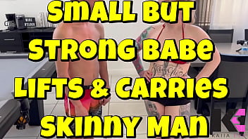 Small but strong babe lifts & carries skinny man