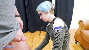Petite blue haired raven finger fucks her twat and sucks a juicy big cock