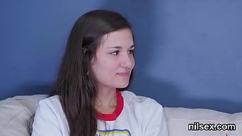 Insane Tramp Gets Her Fuckholes Gaped And Toughly Penetrated thumbnail