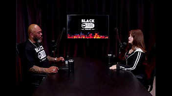 Como pensou no nome artístico gosta de dançar pelada tem medo de usar a rede social e chegou a passar necessidade angel bloomm watch sheer red