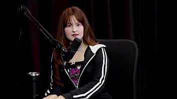 Como pensou no nome artístico gosta de dançar pelada tem medo de usar a rede social e chegou a passar necessidade angel bloomm watch sheer red