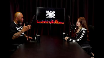 Como pensou no nome artístico gosta de dançar pelada tem medo de usar a rede social e chegou a passar necessidade angel bloomm watch sheer red