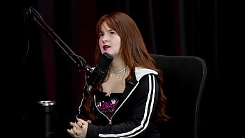 Como pensou no nome artístico gosta de dançar pelada tem medo de usar a rede social e chegou a passar necessidade angel bloomm watch sheer red