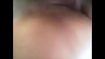 Esposa alexandra muestra su chocho y su ano