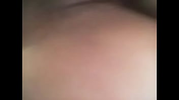 Esposa alexandra muestra su chocho y su ano