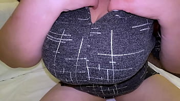 The stepson saw his stepmom white panties and got excited