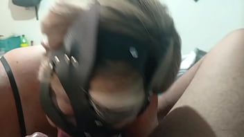 Mature cleaning lady leaves my cock really clean with her mouth