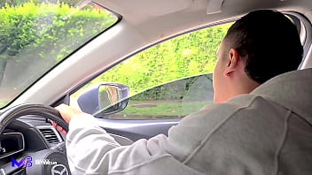 Petite street vendor gets fucked by a latino guy max betancur and athenea rose