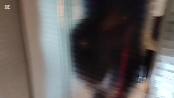 Meu marido corno me deu de presente de natal um garoto de programa para me fude e no final o corno do meu marido comeu tudo a porra do prostituto