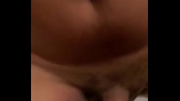 Alguém para comer essa bucetuda junto comigo