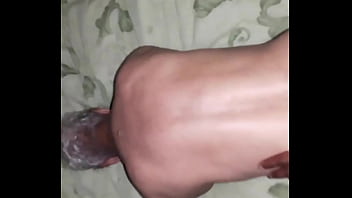 Dizendo O Coroa Com Cu Guloso thumbnail