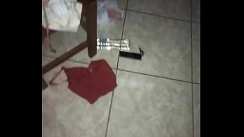 Joven de 18 acepta tener sexo por dinero mientras juega free fire parte 2