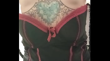 Bonjour mes coquins je vous offre le café