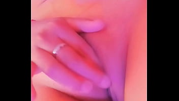 Putita muestra la pussy