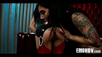 Emos That Like Pussy 049 thumbnail