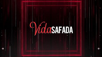 Fiquei totalmente de voyeur assistindo ela fudendo gostoso com dotado max maranhão