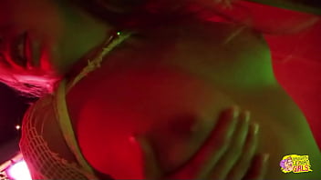 Two strippers decide to settle their differences by fucking each other raw