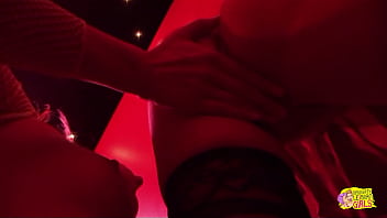 Two strippers decide to settle their differences by fucking each other raw