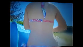 アラサー妻のビキニ