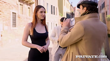 Do you know how leya desantis thanks somebody for a gift