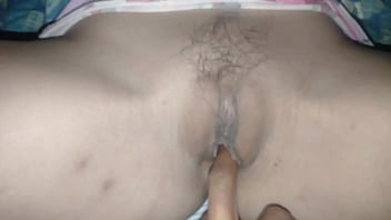 คุณหมอเงี่ยนหีโดนเย็ดด้วยควยอันแข็งแรง