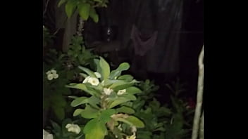 Oliendo calzones de mi tia la maestra de rico culo