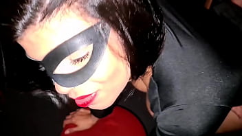 Dando pra 2 no glory hole do swing