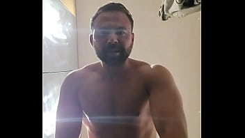 Going through my camera roll and i find this volume up i have no retaliation who i sent this to and why