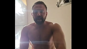 Going through my camera roll and i find this volume up i have no retaliation who i sent this to and why