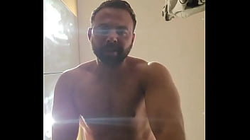 Going through my camera roll and i find this volume up i have no retaliation who i sent this to and why