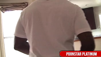 Eager blonde brooke wylde milks rob piper's big donger