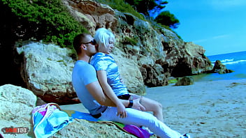 French whore milky cooper fucked in the ass at the beach