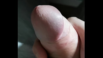 Se Hace Una Paja Estudiando Matemáticas Y Se Corre Fuerte thumbnail