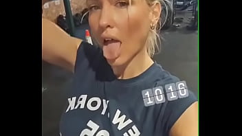 Tu veux voir le résultat de tout ce sport je te montre tout sur ma page fan