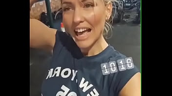 Tu veux voir le résultat de tout ce sport je te montre tout sur ma page fan