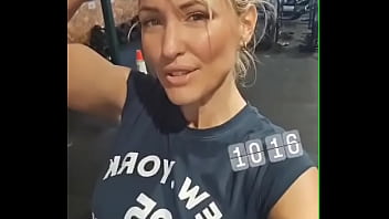 Tu veux voir le résultat de tout ce sport je te montre tout sur ma page fan