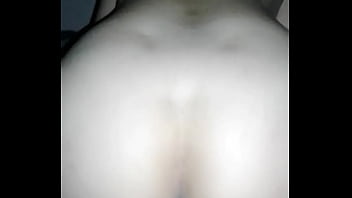 Bela rebolada quicando na pica