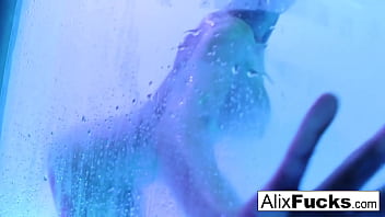 Blonde babe gets wet