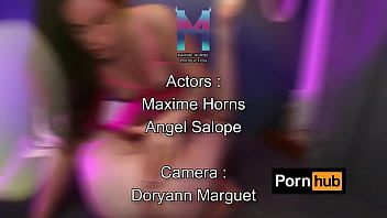 Ses lèvres chaudes autour de mon sexe ses gémissements puis son cul s’est ouvert pour moi angel salope es