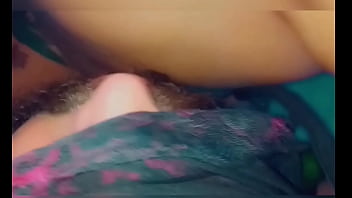 Corno Fica Escondido Esperando Sua Esposa Tomar Gozada Pra Ele Lamber thumbnail