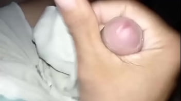 Pantalones orinados y doble orgasmo