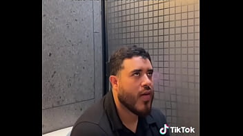 Hetero hetero hetero