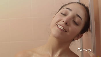 Toda vez que eu vou tomar banho eu fico com tesão