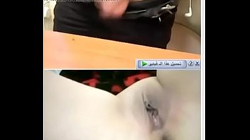 Open my wife pussy in webcam